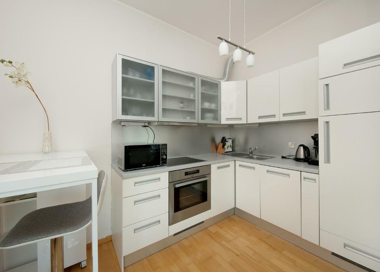 Lootsi Apartment With Sauna, Next To Old Town, City Center, Port Tallinn Eksteriør billede