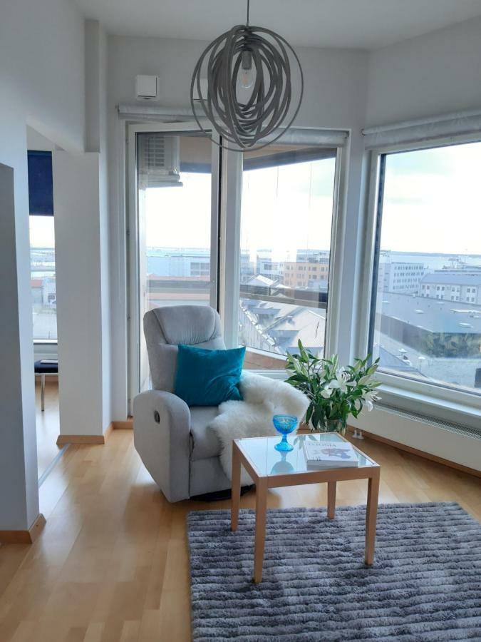 Lootsi Apartment With Sauna, Next To Old Town, City Center, Port Tallinn Eksteriør billede