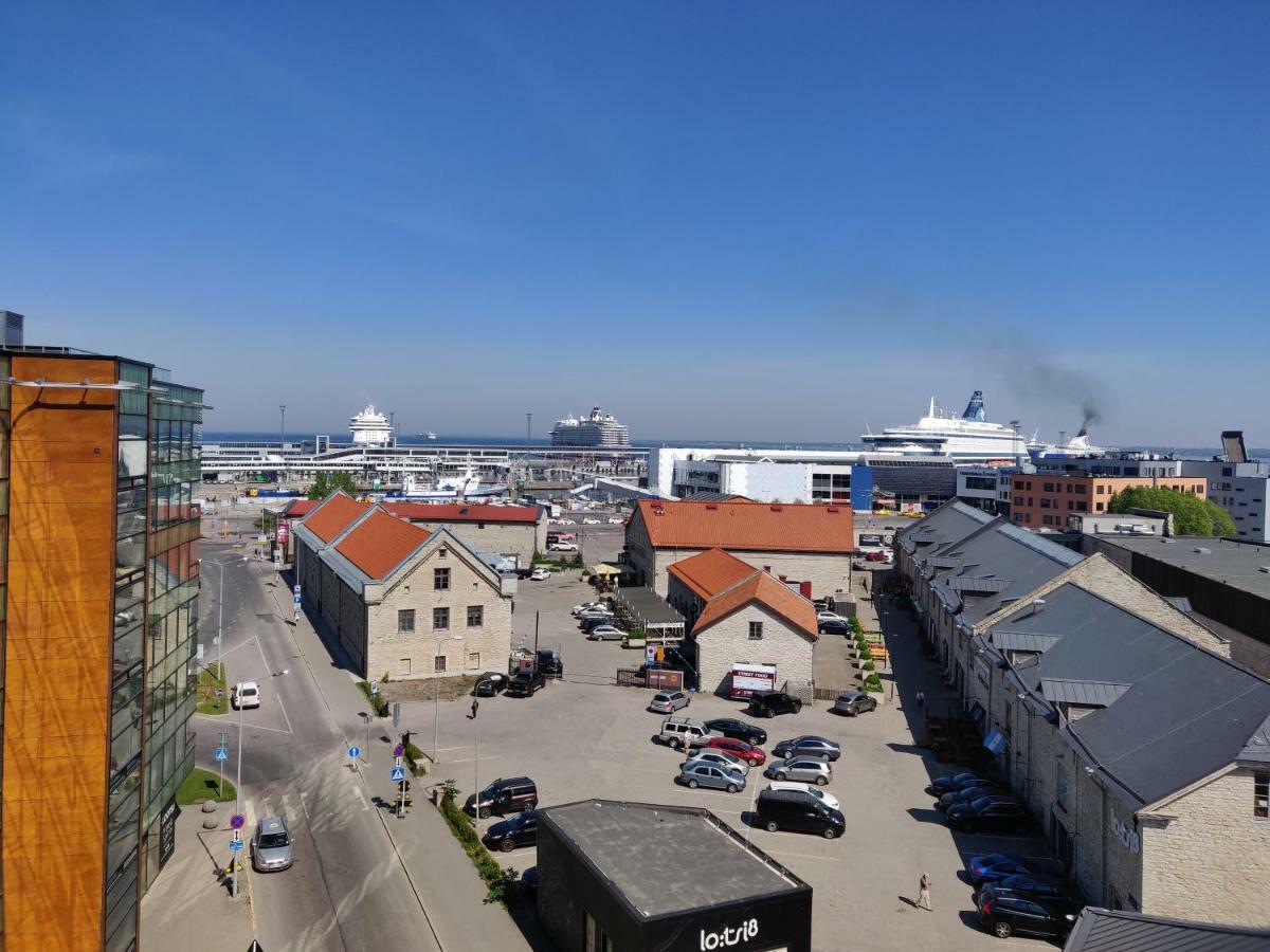 Lootsi Apartment With Sauna, Next To Old Town, City Center, Port Tallinn Eksteriør billede