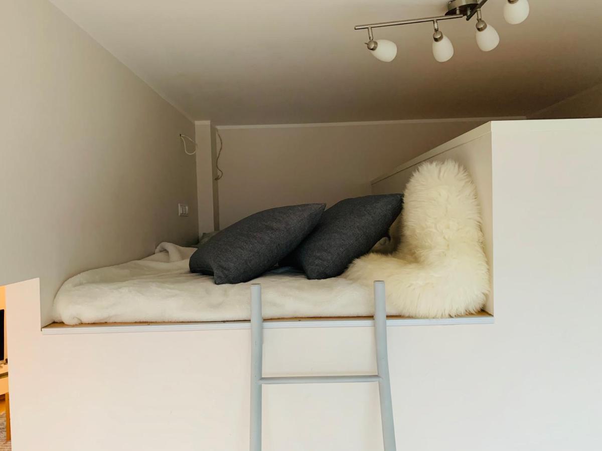 Lootsi Apartment With Sauna, Next To Old Town, City Center, Port Tallinn Eksteriør billede